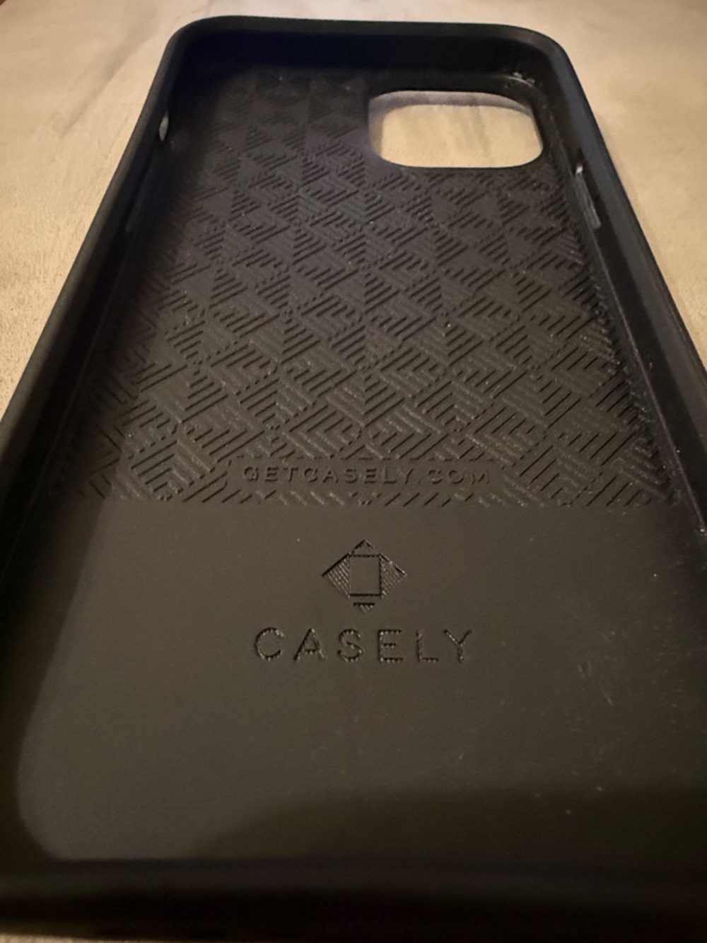 Casely Into the Wild black leopard iPhone 12 Pro Max bold MagSafe case - Picture 4 of 8